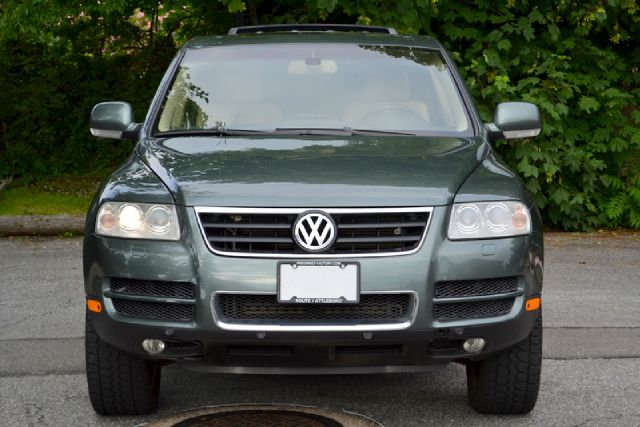 2004 Volkswagen Touareg SE-R