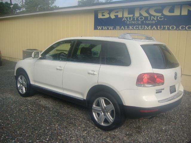 2004 Volkswagen Touareg SE-R
