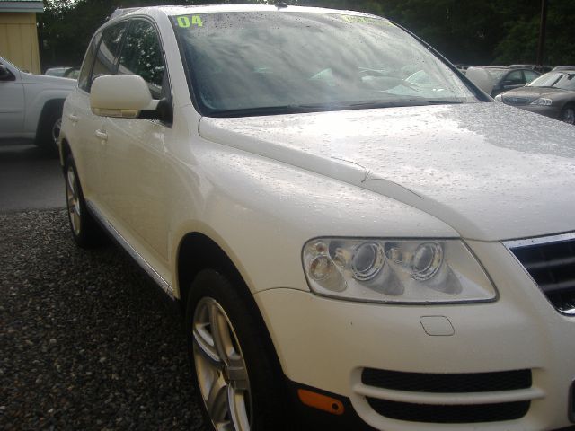 2004 Volkswagen Touareg SE-R