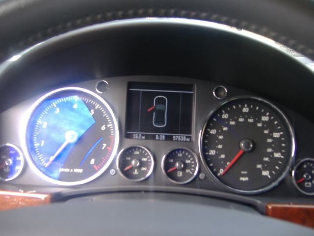 2004 Volkswagen Touareg SE-R