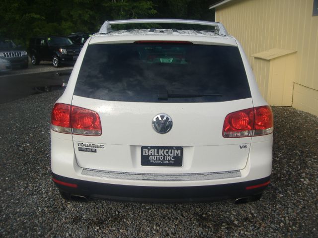 2004 Volkswagen Touareg SE-R