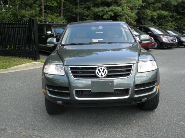 2004 Volkswagen Touareg SE-R