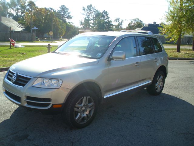 2004 Volkswagen Touareg SE-R