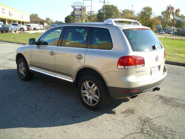 2004 Volkswagen Touareg SE-R