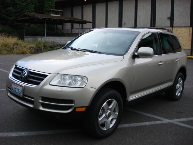 2004 Volkswagen Touareg Red Line