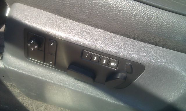 2004 Volkswagen Touareg SE-R