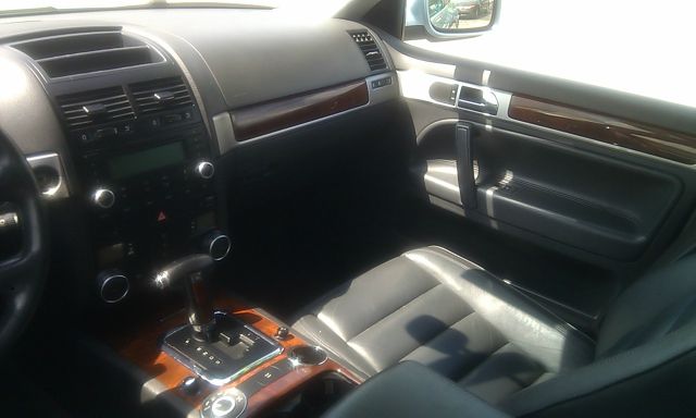 2004 Volkswagen Touareg SE-R