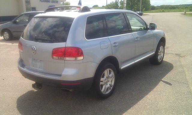 2004 Volkswagen Touareg SE-R