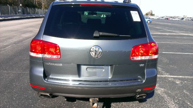 2004 Volkswagen Touareg SE-R