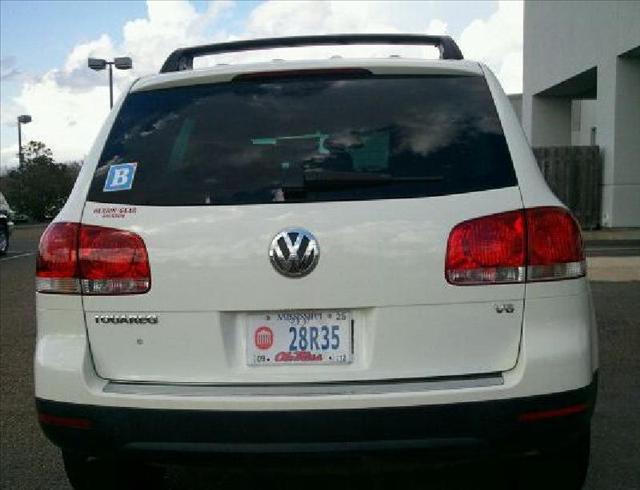 2005 Volkswagen Touareg 1500 EXT CAB 4X4