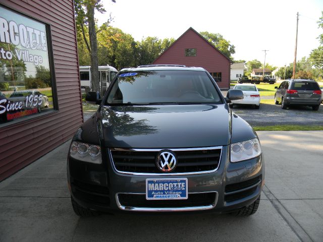 2005 Volkswagen Touareg SE-R