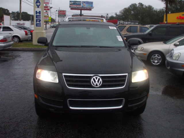 2005 Volkswagen Touareg SE-R