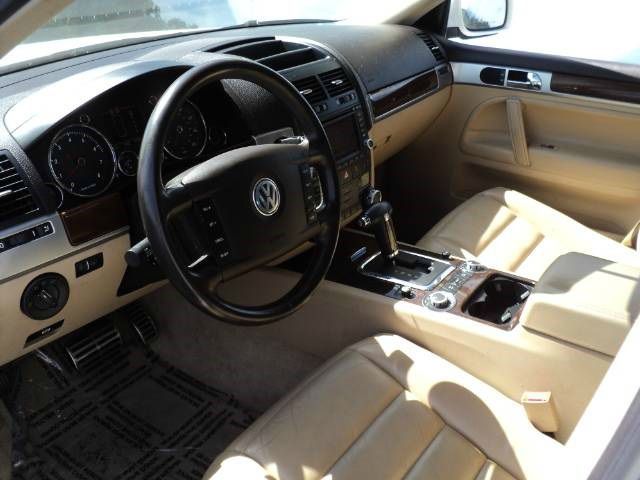 2005 Volkswagen Touareg SE-R