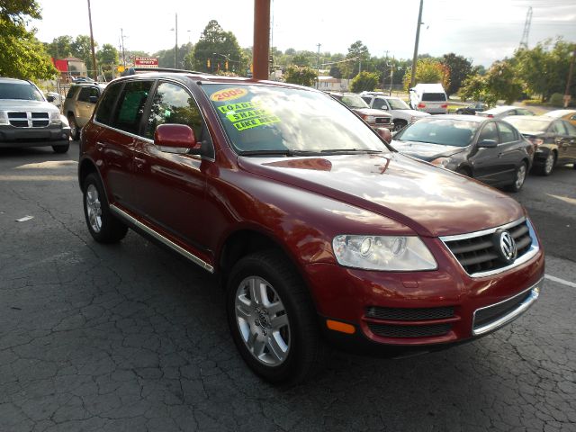 2005 Volkswagen Touareg SE-R