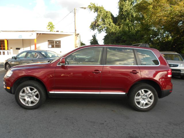2005 Volkswagen Touareg SE-R