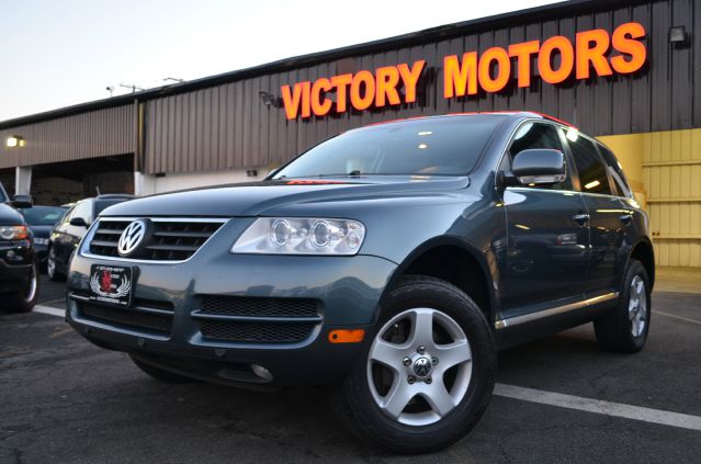 2006 Volkswagen Touareg Red Line