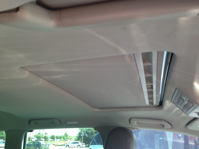 2006 Volkswagen Touareg Red Line