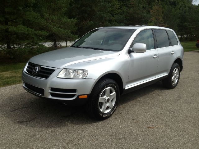 2006 Volkswagen Touareg Red Line