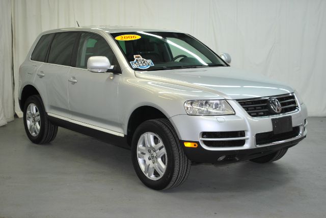 2006 Volkswagen Touareg SE-R