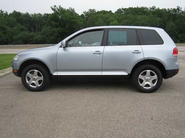 2006 Volkswagen Touareg Red Line