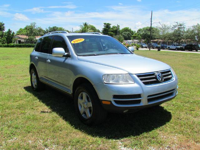 2007 Volkswagen Touareg Red Line