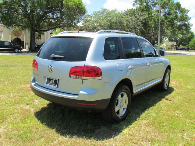 2007 Volkswagen Touareg Red Line
