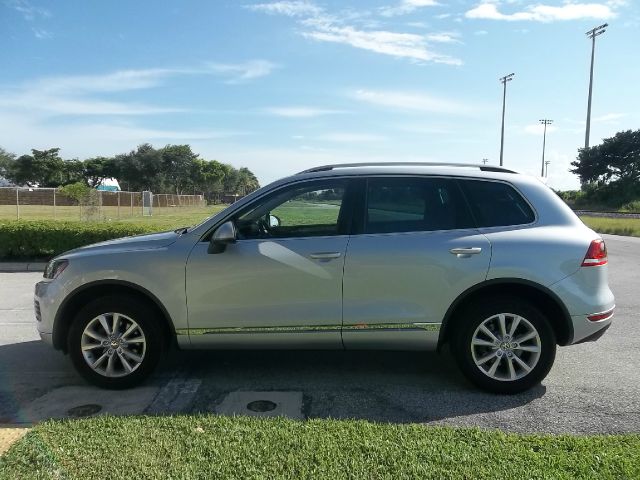 2013 Volkswagen Touareg Hd Bucket