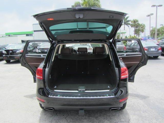 2013 Volkswagen Touareg GSX