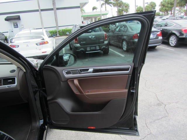 2013 Volkswagen Touareg GSX