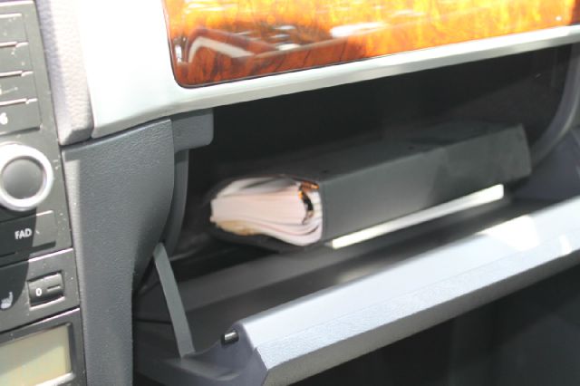 2008 Volkswagen Touareg 2 LT Leather