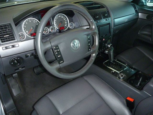 2008 Volkswagen Touareg 2 LT Leather