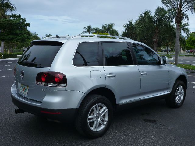2008 Volkswagen Touareg 2 LT Leather