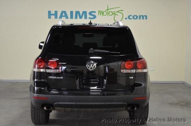 2008 Volkswagen Touareg 2 SLE Custom Truck 5-speed