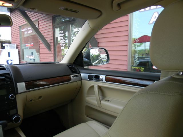 2008 Volkswagen Touareg 2 LT Leather