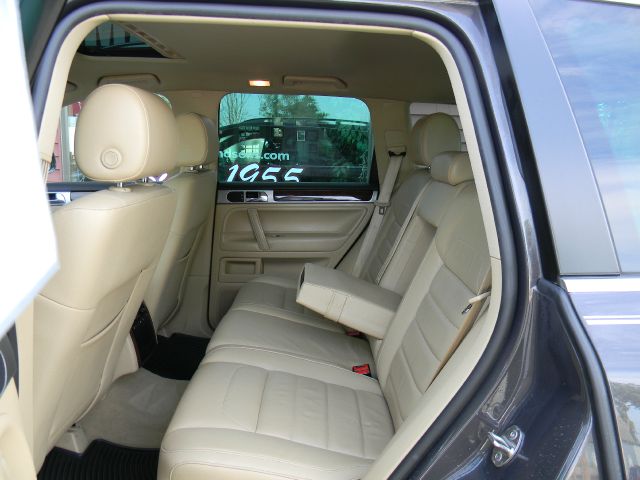 2008 Volkswagen Touareg 2 LT Leather