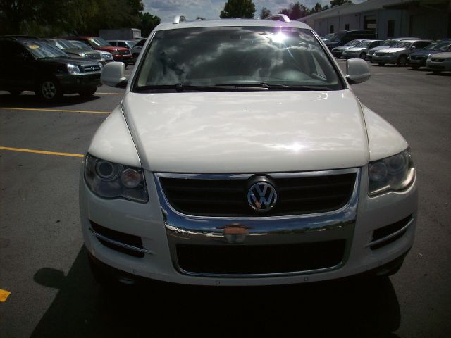2008 Volkswagen Touareg 2 LT Leather