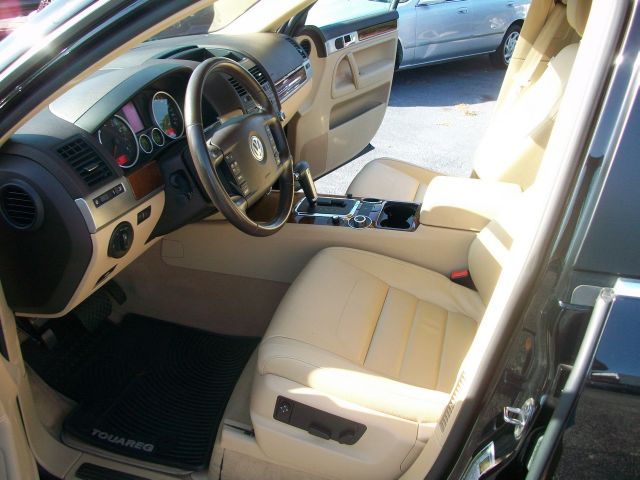 2008 Volkswagen Touareg 2 LT Leather