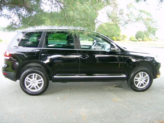 2008 Volkswagen Touareg 2 LT Leather