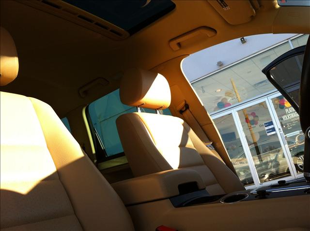 2008 Volkswagen Touareg 2 Unknown