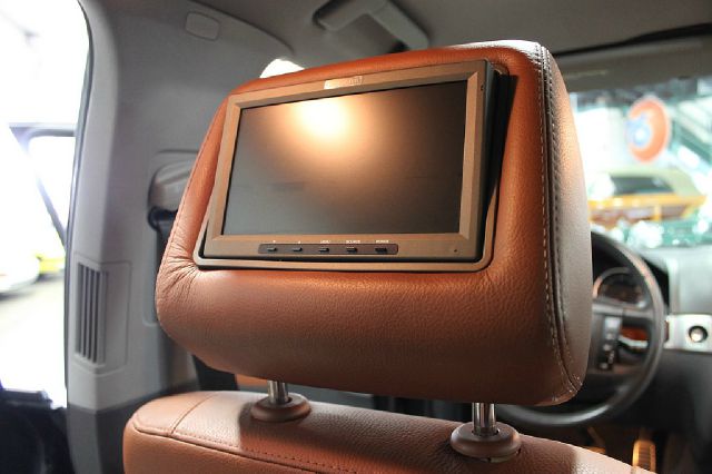 2008 Volkswagen Touareg 2 Limited 4D Utility 4WD