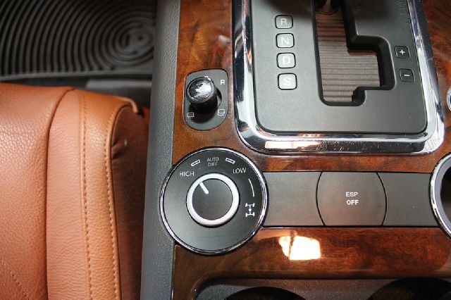 2008 Volkswagen Touareg 2 Limited 4D Utility 4WD