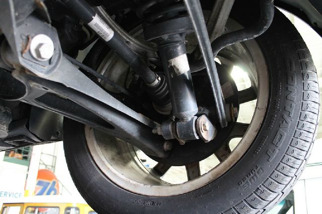 2008 Volkswagen Touareg 2 Limited 4D Utility 4WD