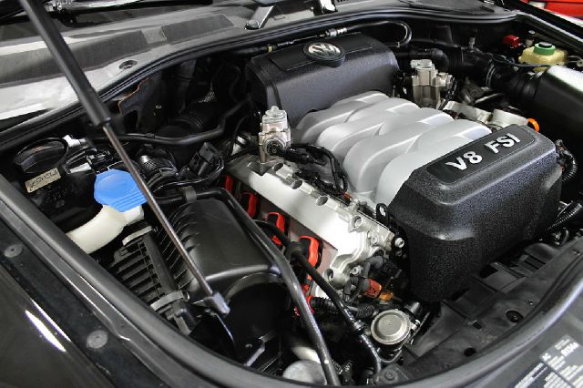 2008 Volkswagen Touareg 2 Limited 4D Utility 4WD