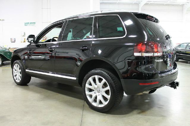 2008 Volkswagen Touareg 2 Limited 4D Utility 4WD
