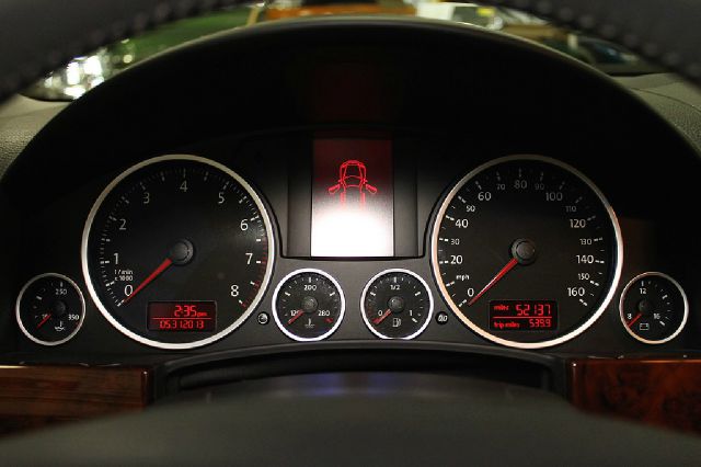 2008 Volkswagen Touareg 2 Limited 4D Utility 4WD