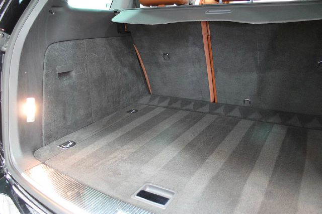 2008 Volkswagen Touareg 2 Limited 4D Utility 4WD