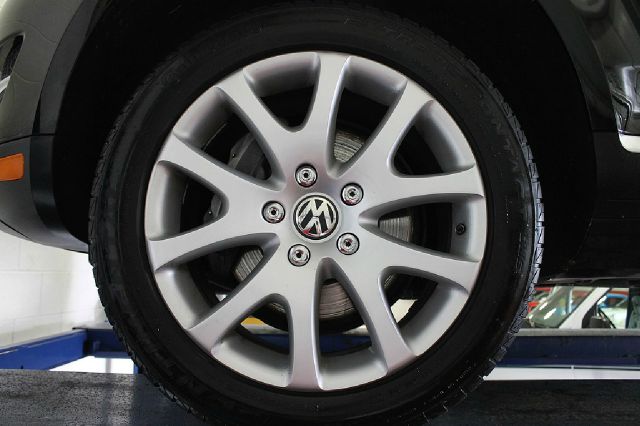 2008 Volkswagen Touareg 2 Limited 4D Utility 4WD