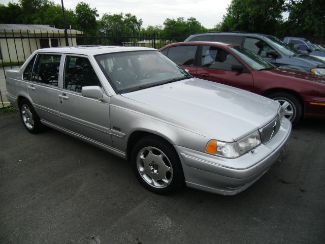 1998 Volvo 122 Unknown