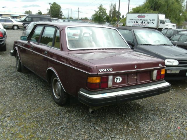 1981 Volvo 240 Base