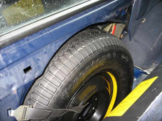 1988 Volvo 240 SR5 TRD Sport